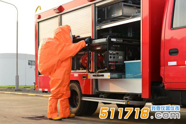 美國(guó)Dupont杜邦TP602 ThermoPro氣密防護(hù)服.jpg 美國(guó)Dupont杜邦TP602 ThermoPro氣密防護(hù)服.jpg